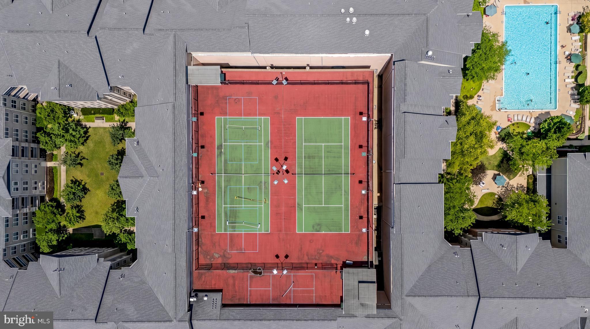 HIGH VIEW - Residential