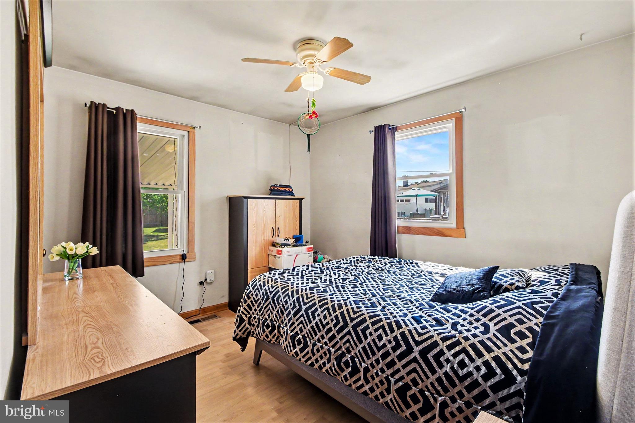 CROYDON ACRES - Residential