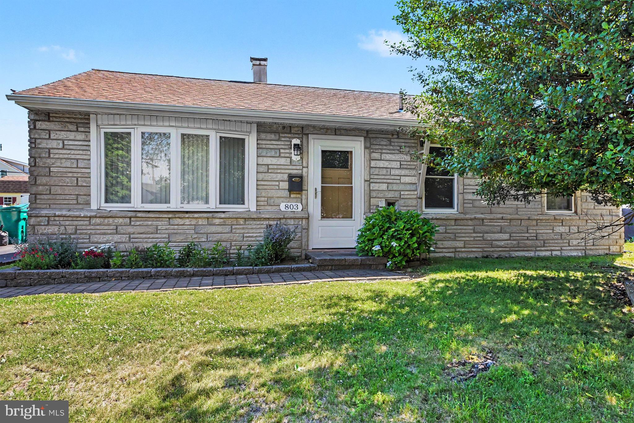 CROYDON ACRES - Residential