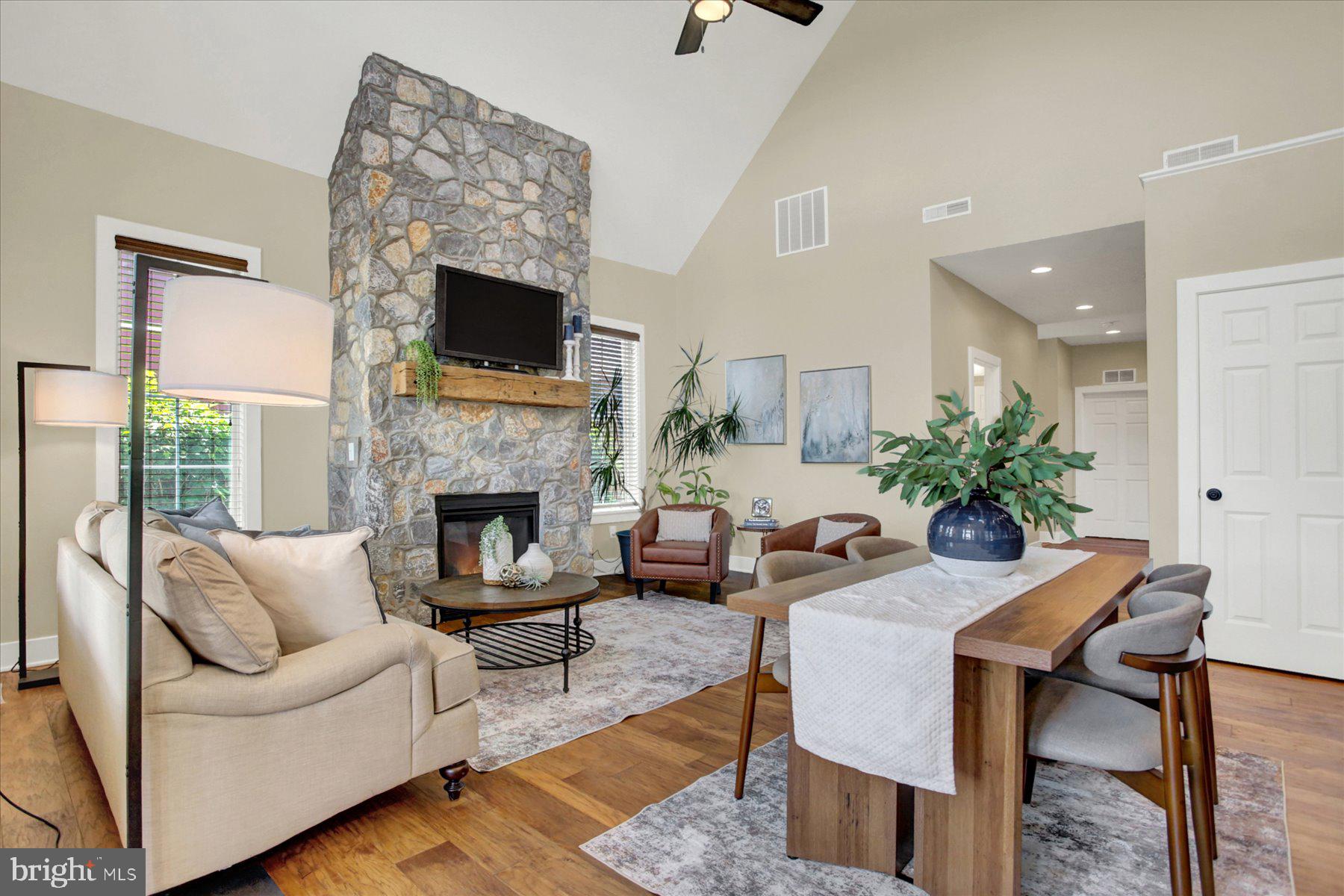 THE PORCHES OF ALLENBERRY - Residential