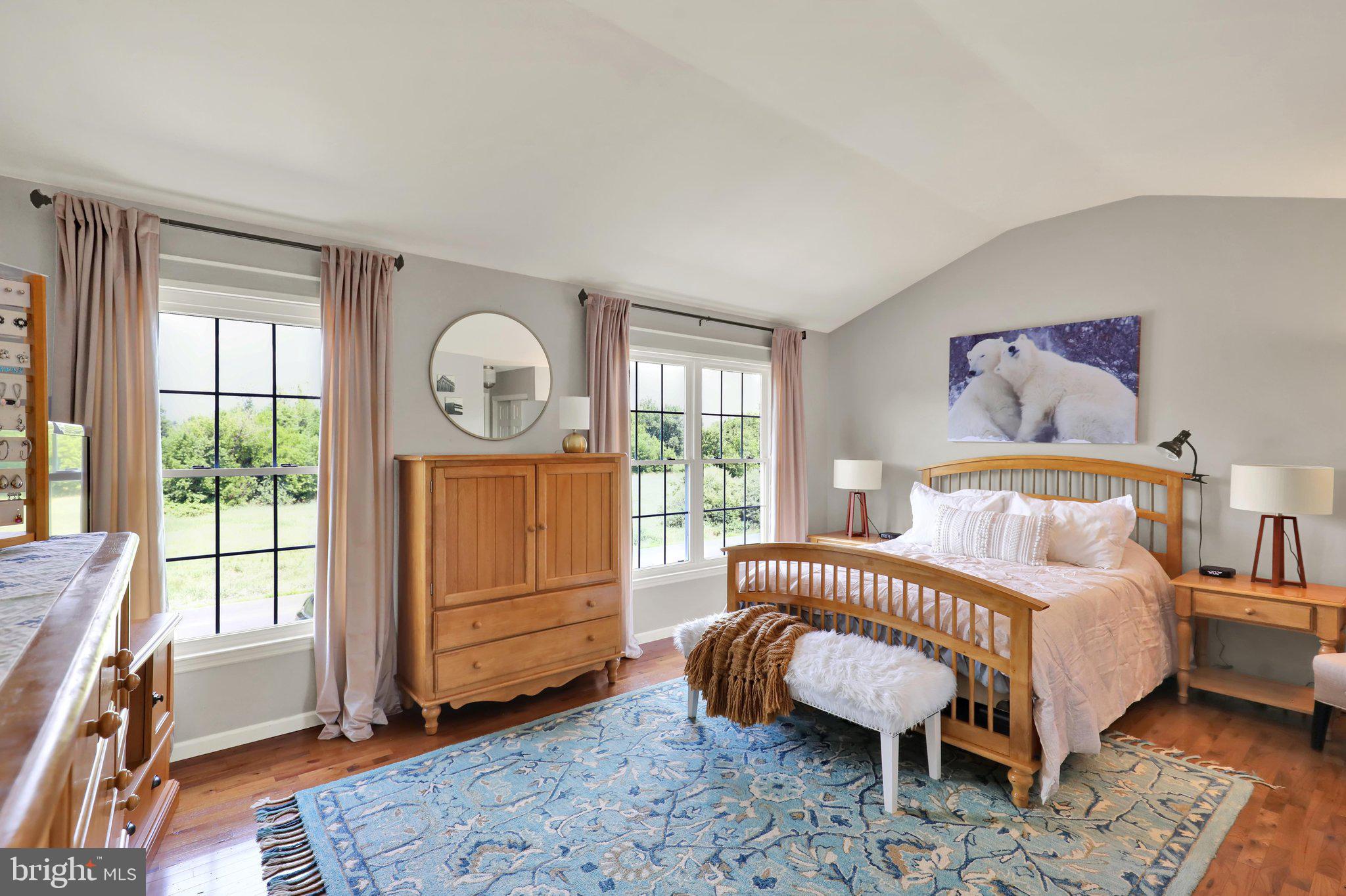 MANOR CREEK - Residential