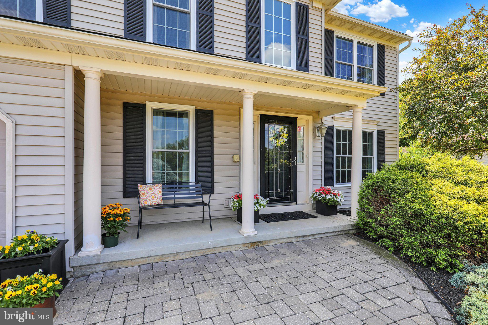MANOR CREEK - Residential