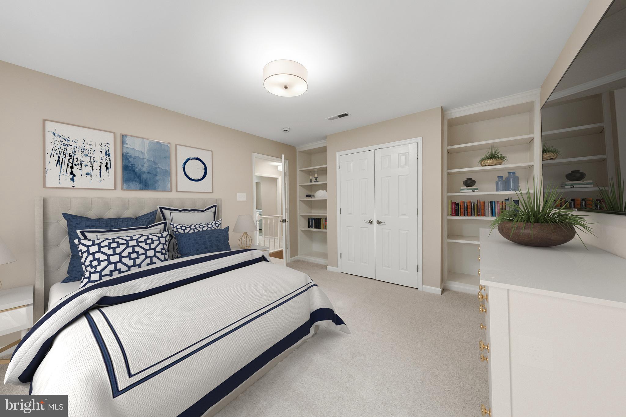 MONTROSE VILLAGE - Residential
