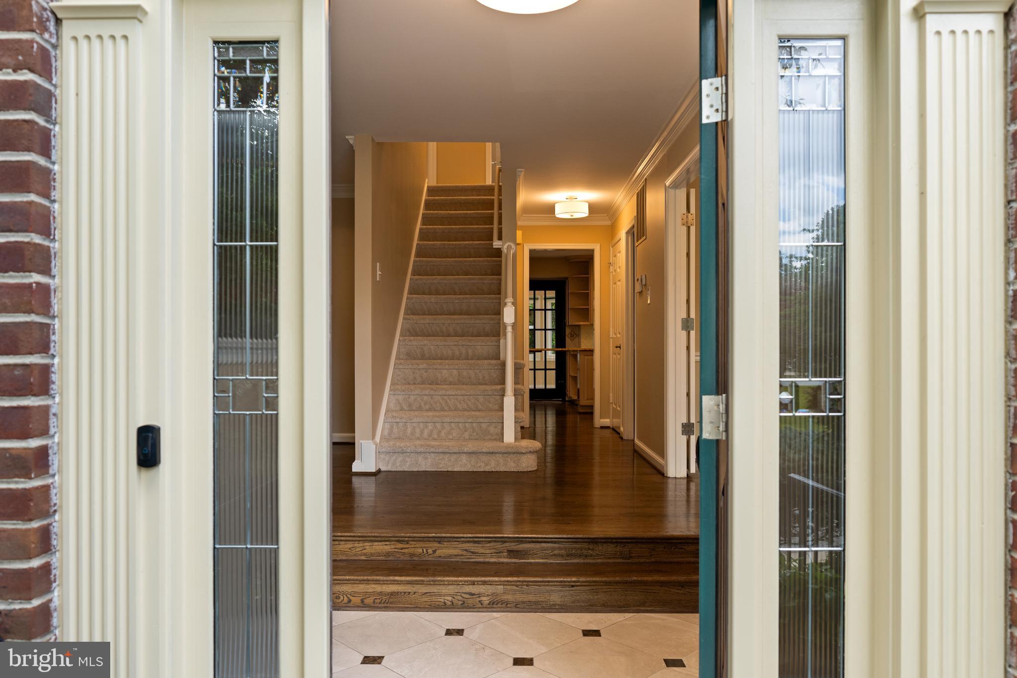 MONTROSE VILLAGE - Residential