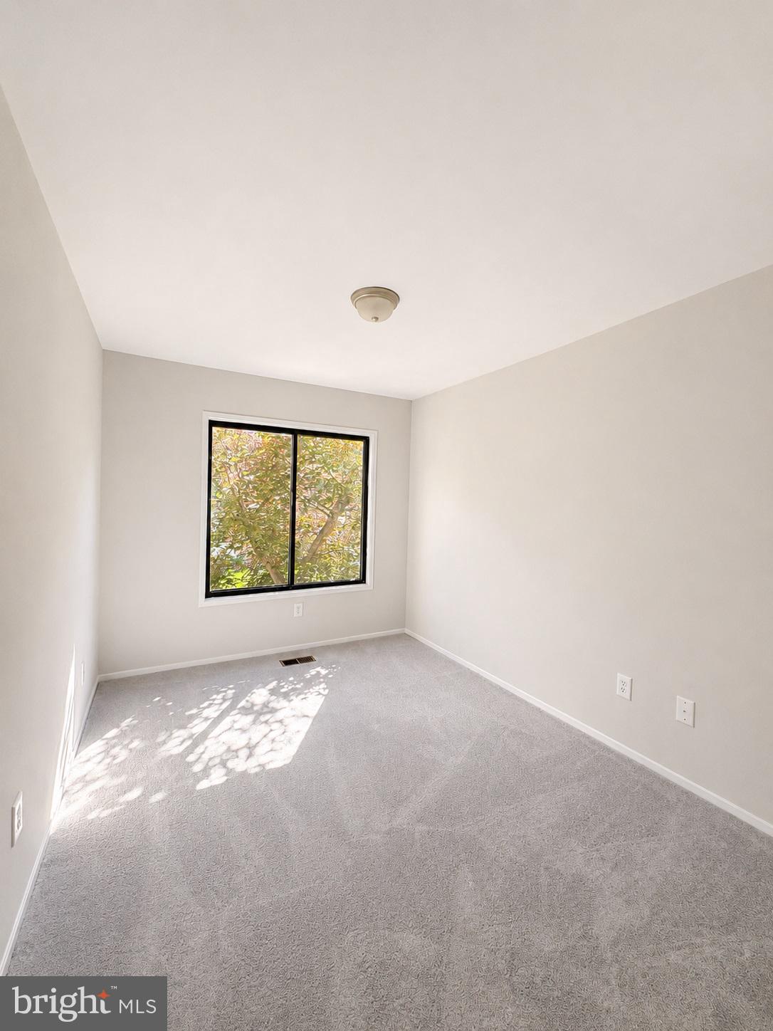 ESSEX PLACE - Residential