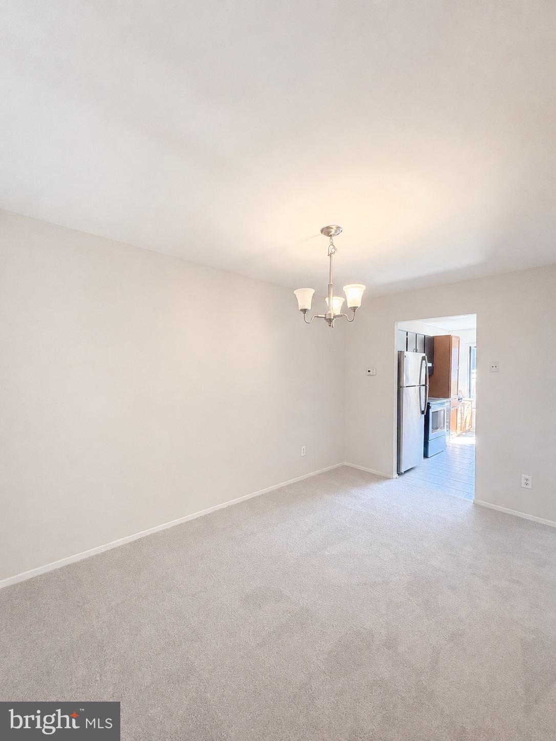 ESSEX PLACE - Residential