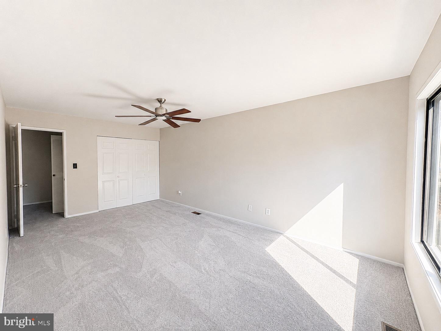 ESSEX PLACE - Residential