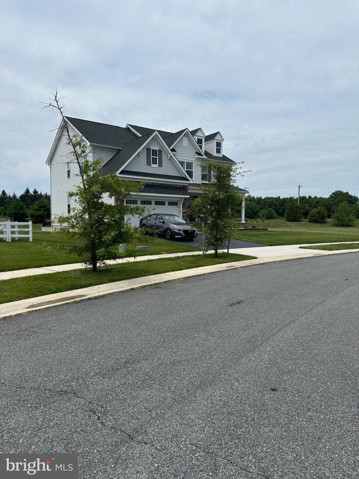 COLONY AT SUMMIT BRIDGE EAST - Residential