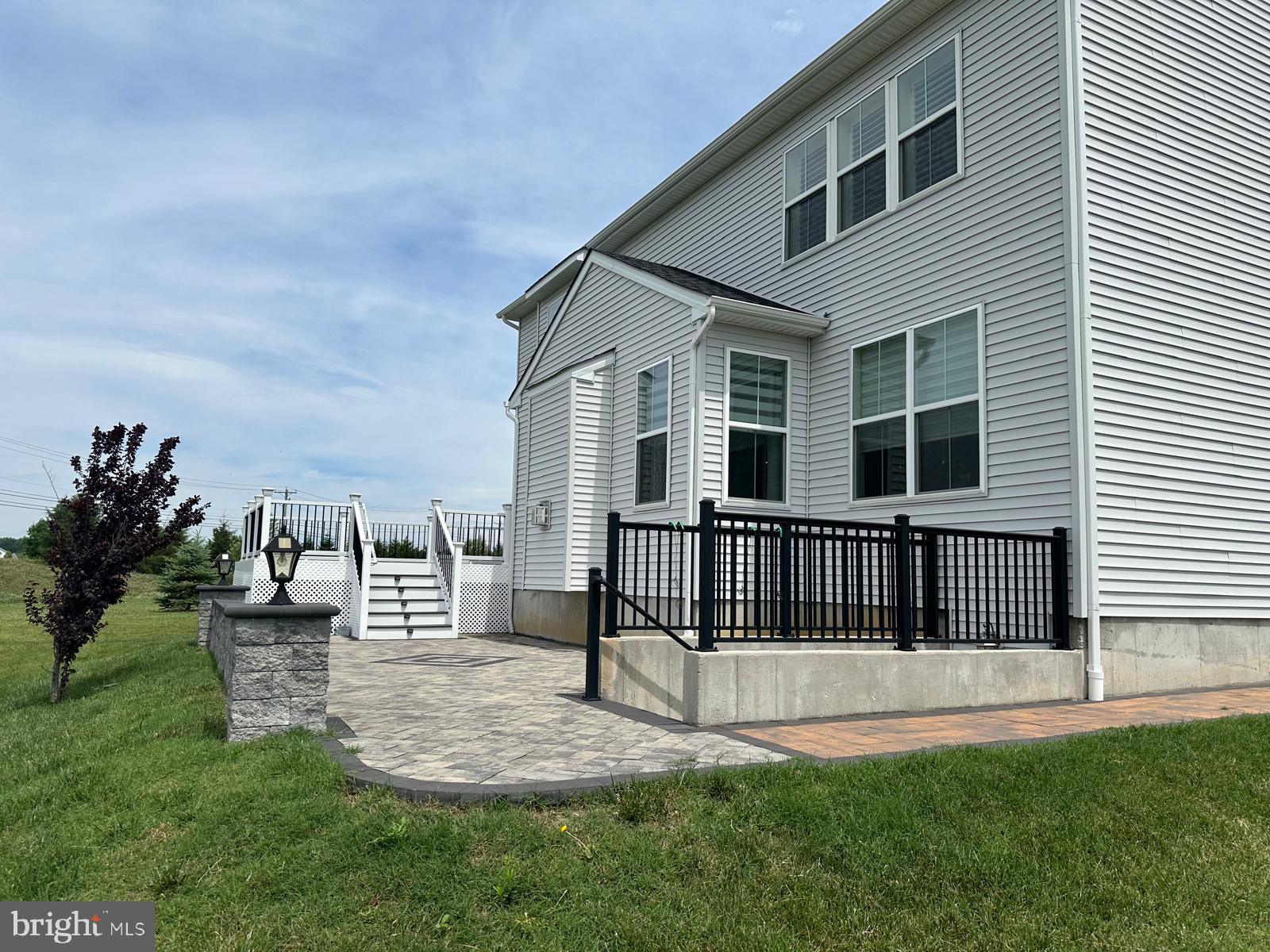 COLONY AT SUMMIT BRIDGE EAST - Residential