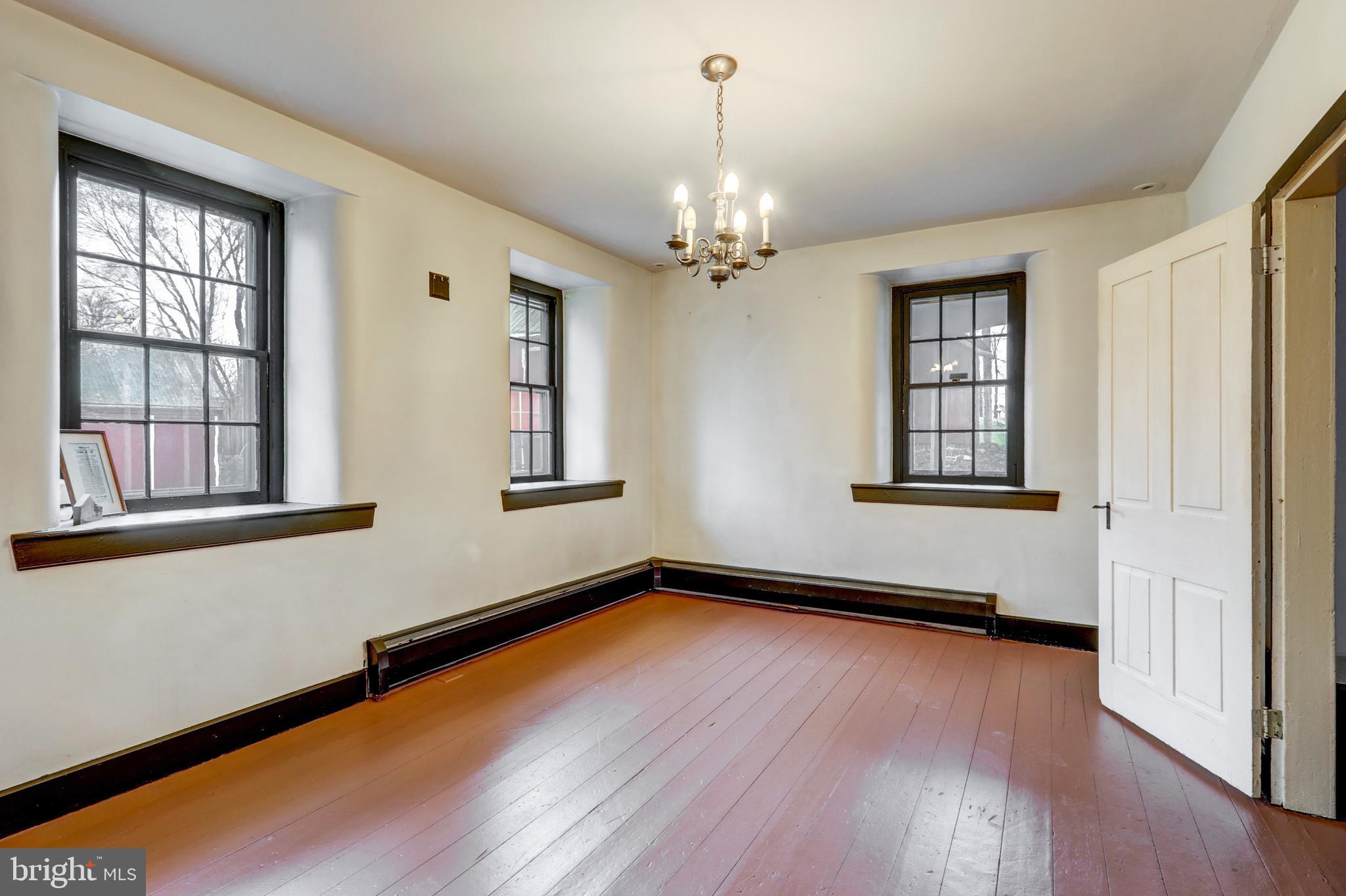 BRECKNOCK TOWNSHIP - Residential