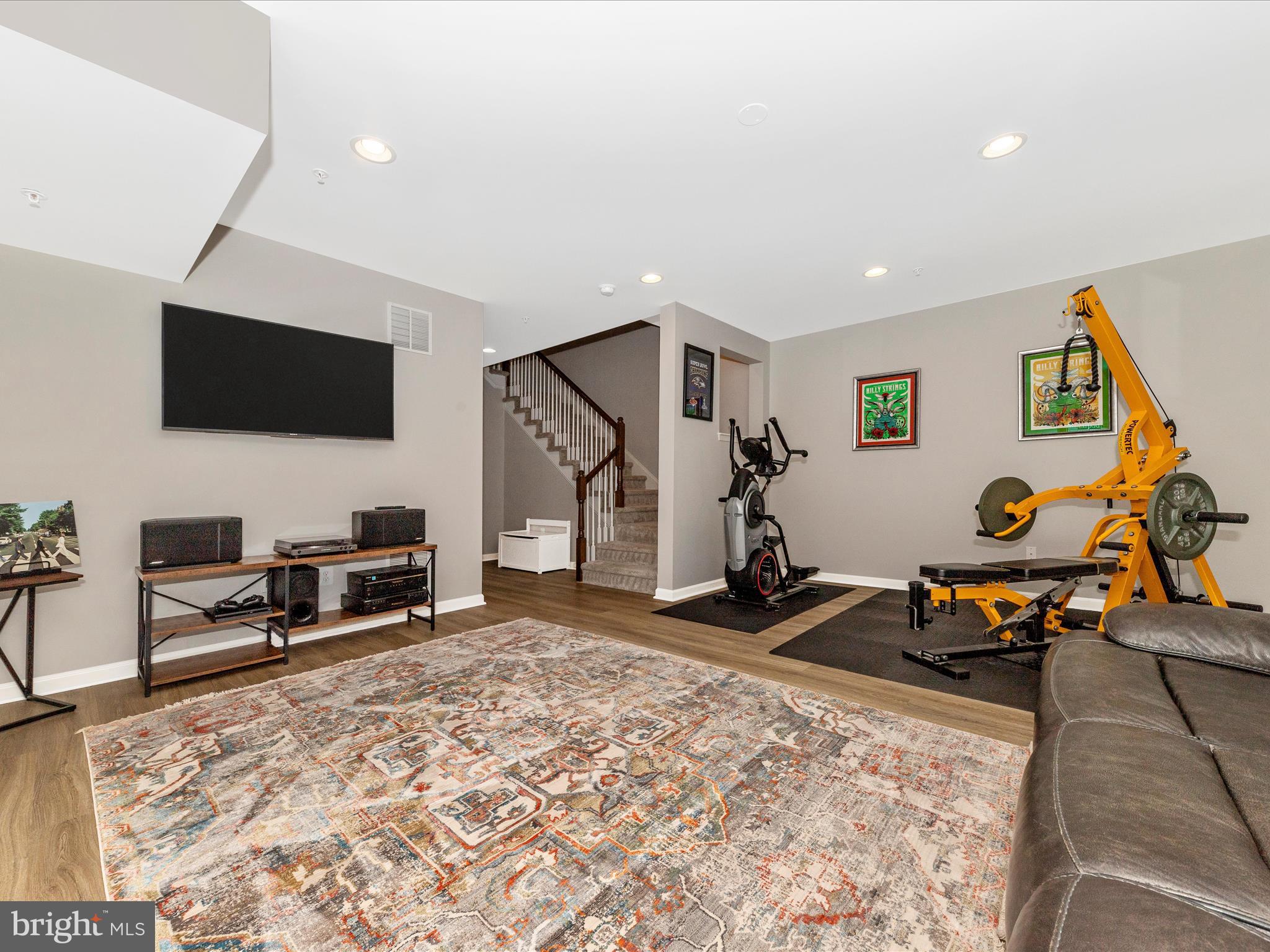 TUSCARORA CREEK - Residential