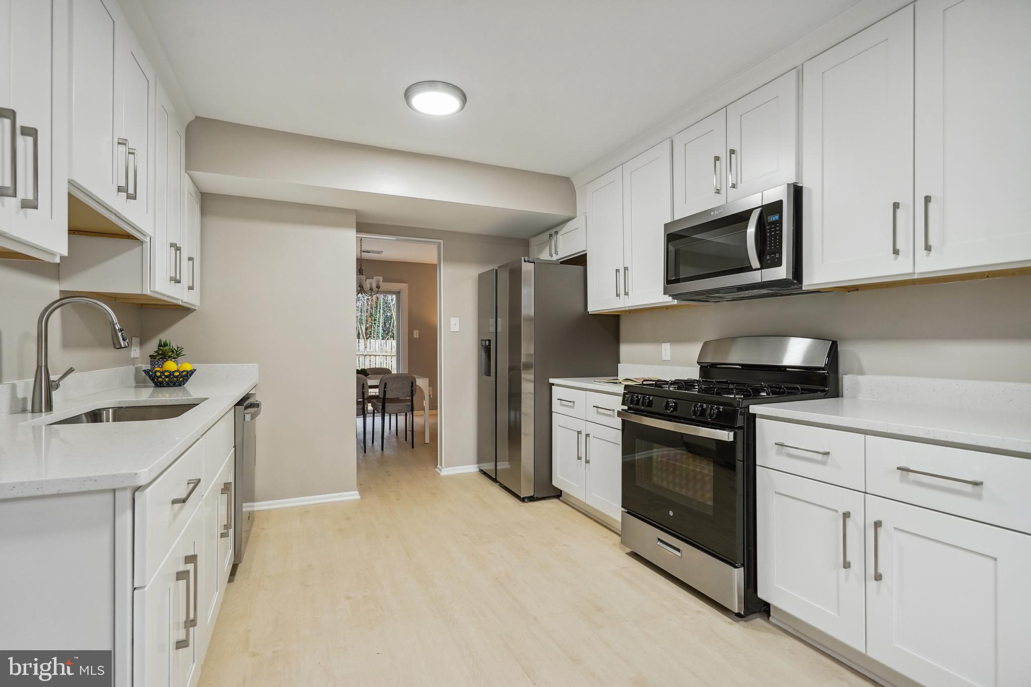 LAKE BRADDOCK - Residential