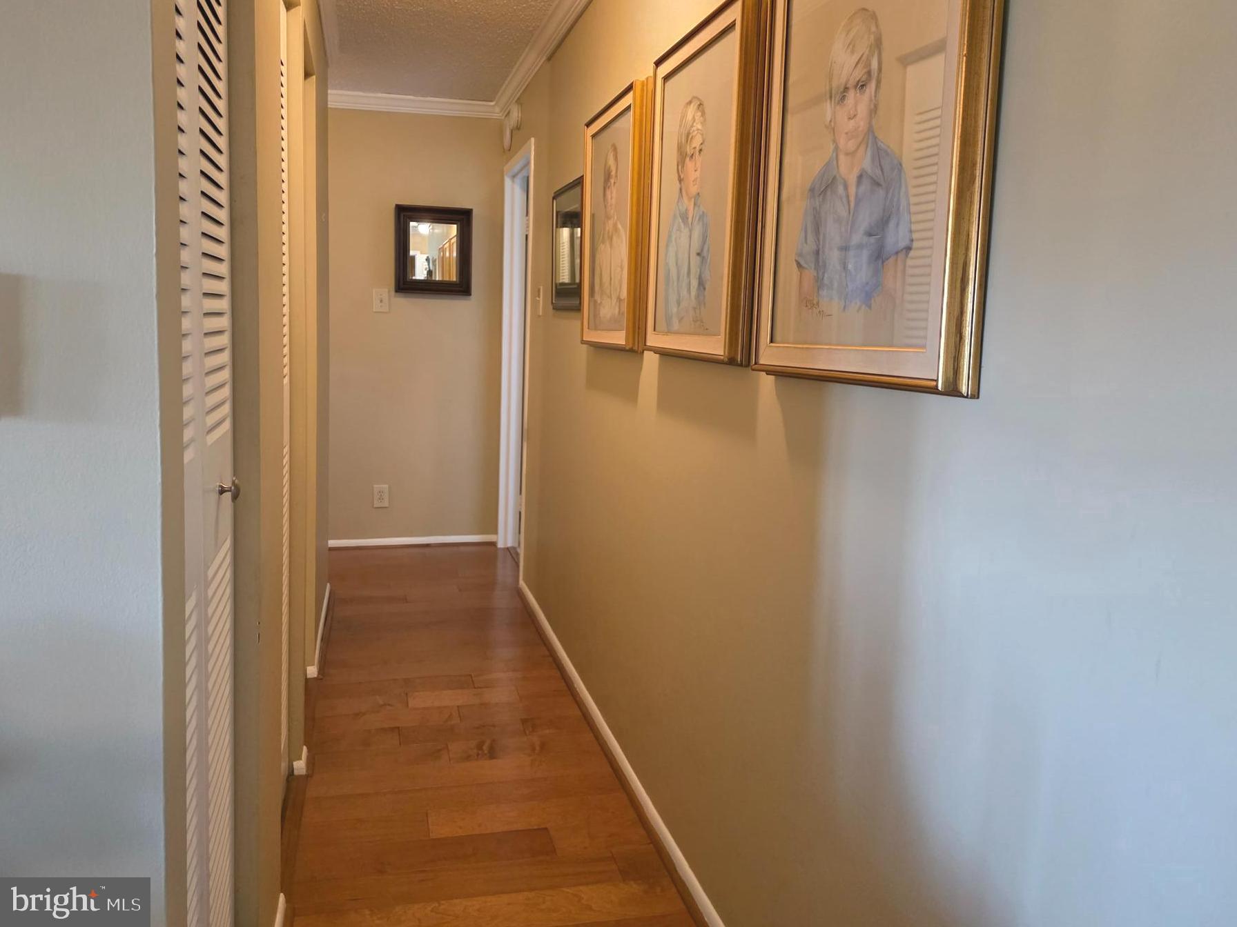 MCLEAN HOUSE NORTH - Residential