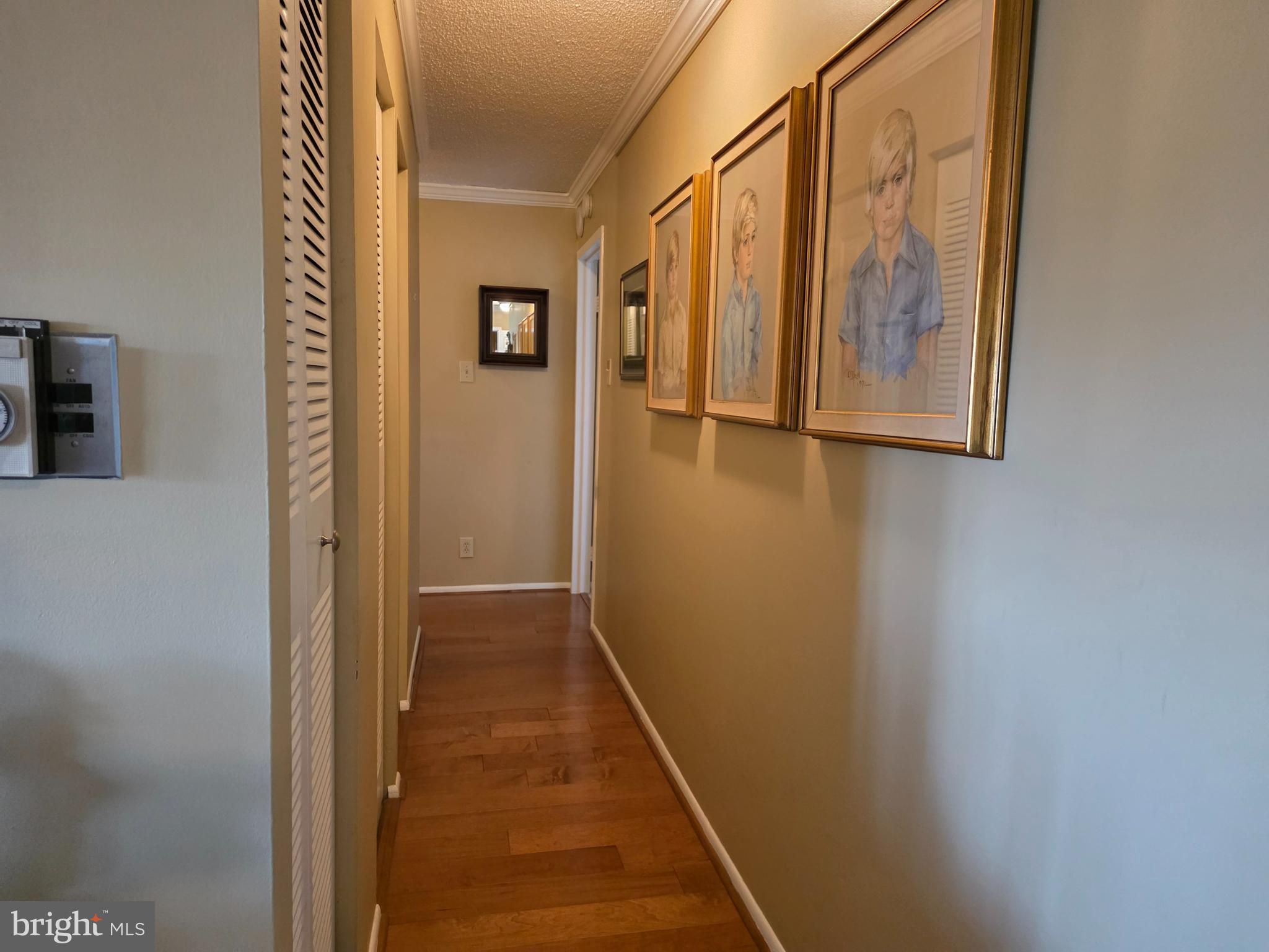 MCLEAN HOUSE NORTH - Residential