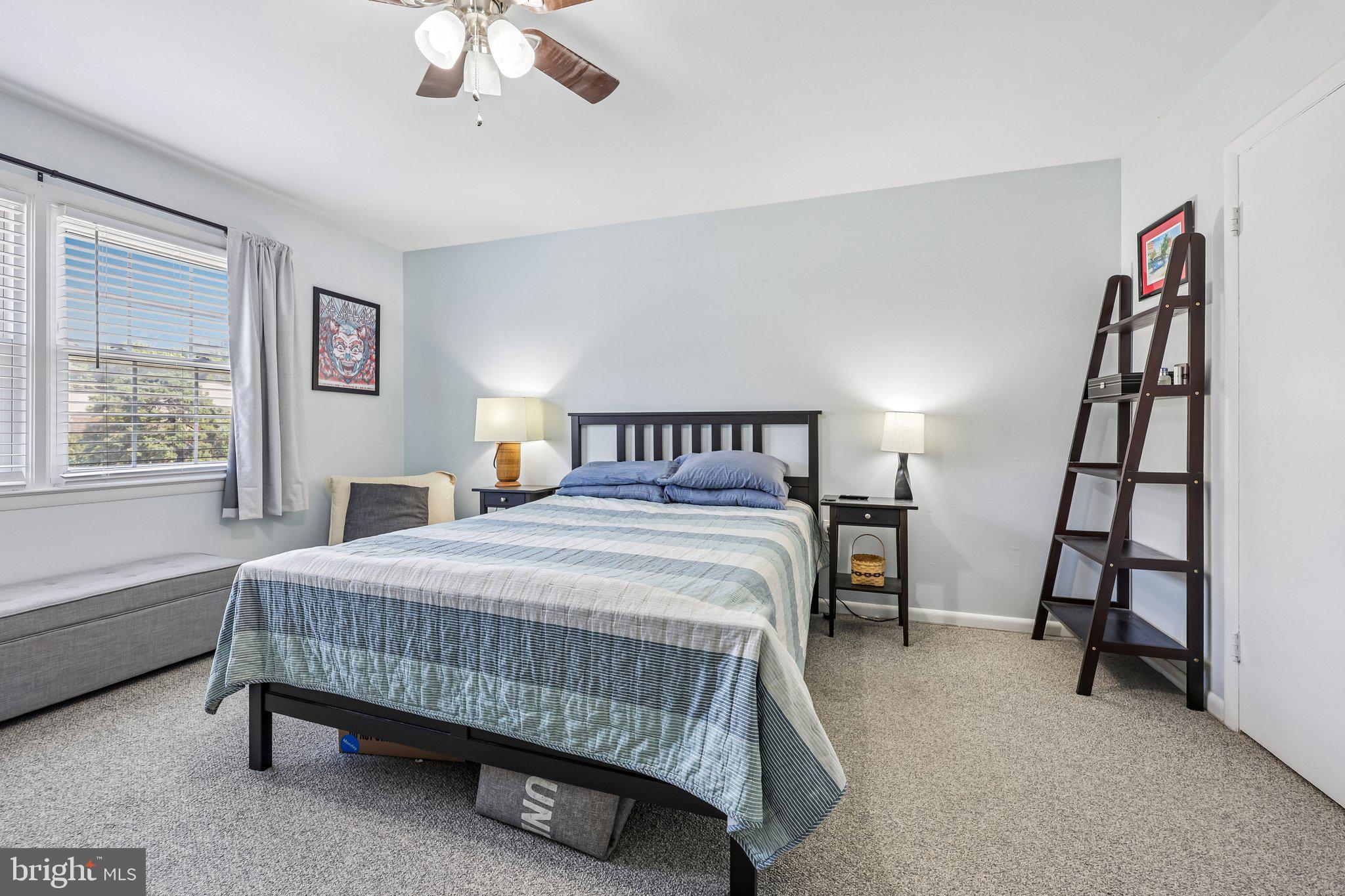 FOXCROFT COLONY CONDOS - Residential