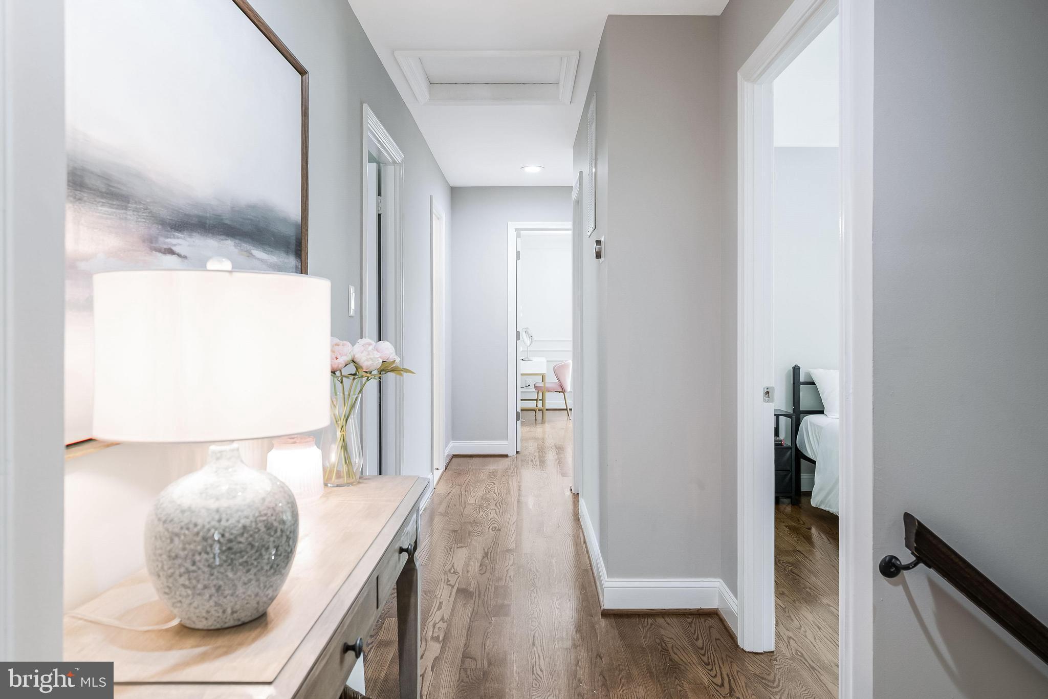 SIGNAL HILL - Residential