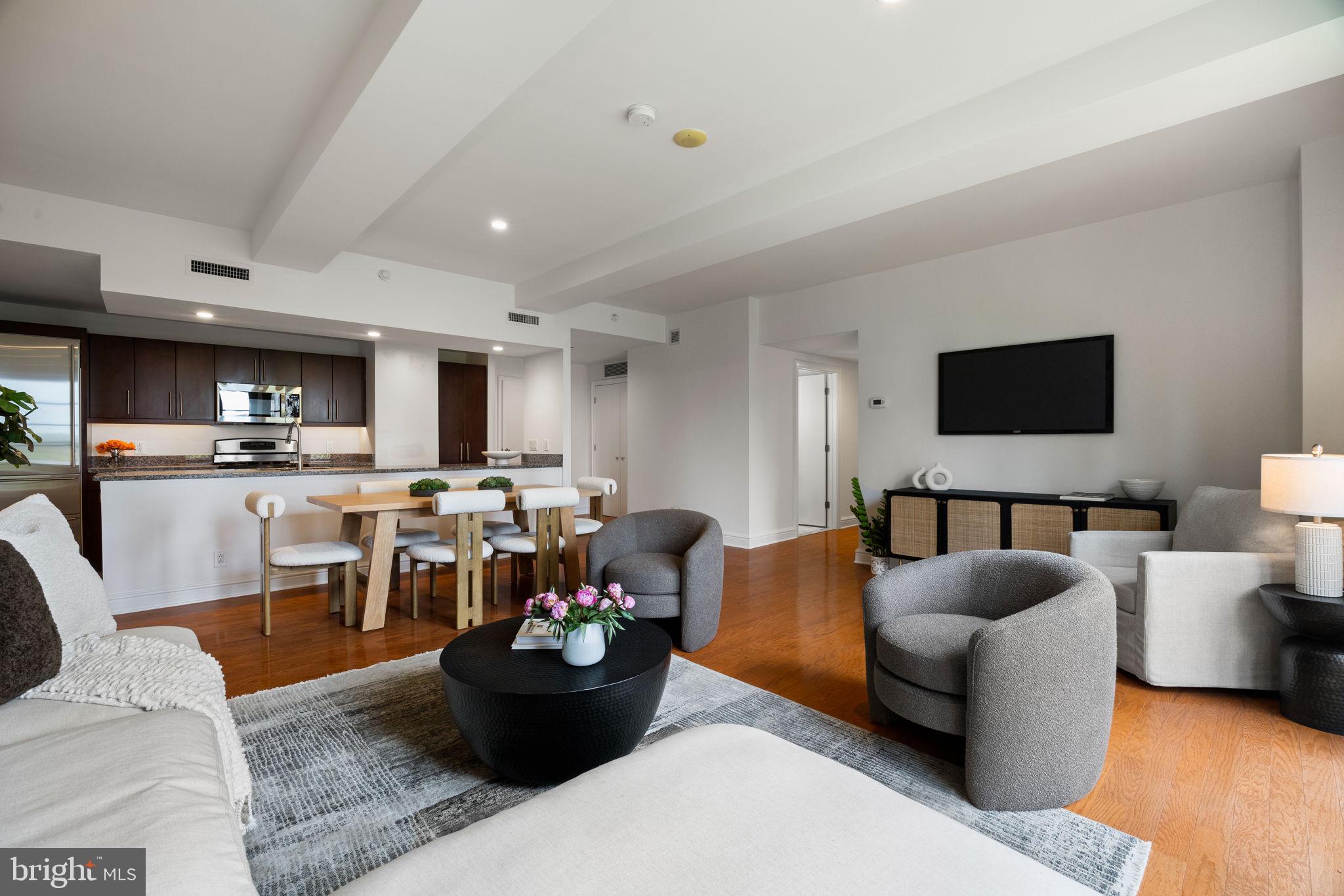 RITTENHOUSE SQUARE - Residential