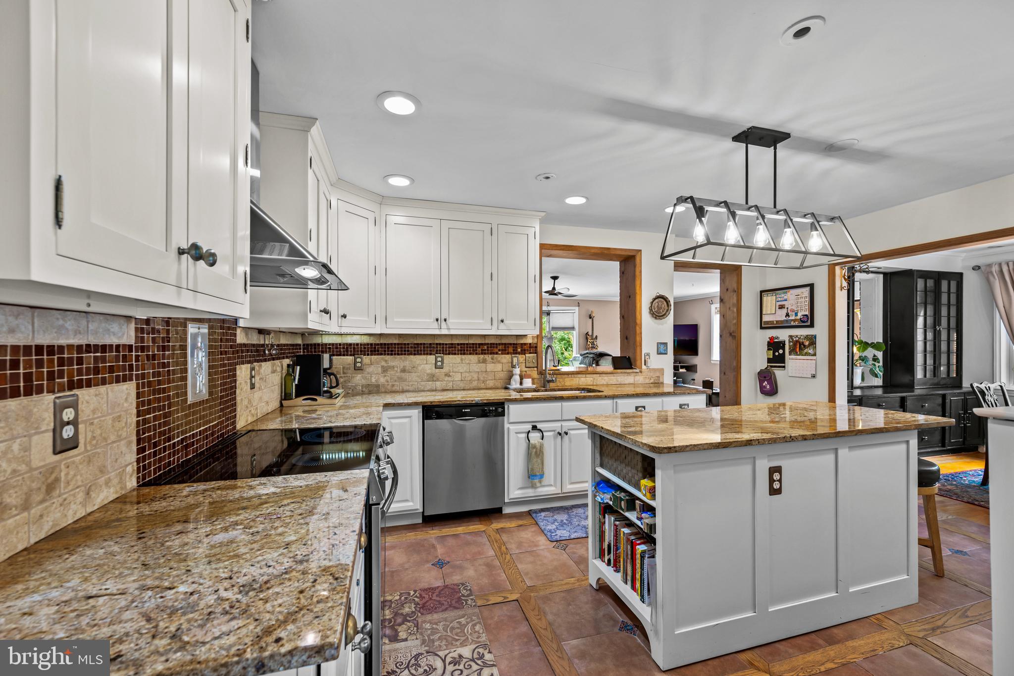 EDMONDSON RIDGE - Residential