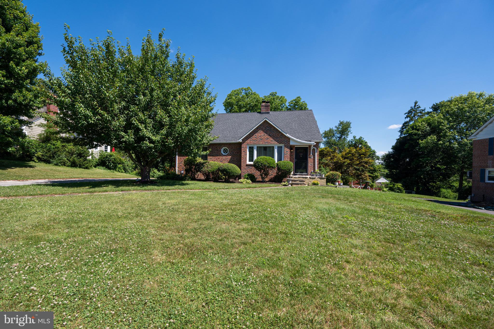 EDMONDSON RIDGE - Residential