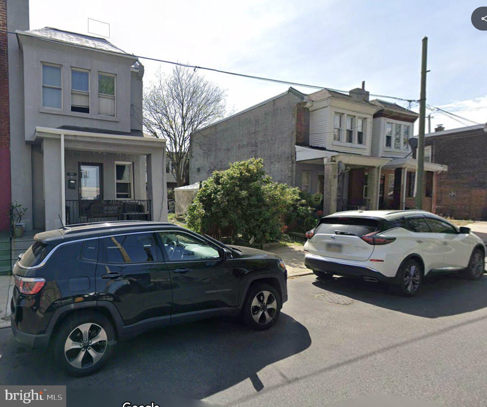GRAYS FERRY - Land