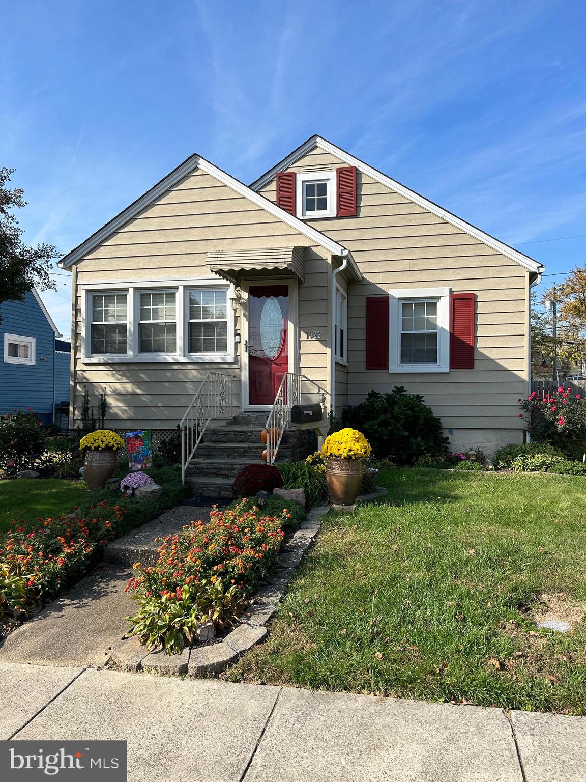 This home has been lovingly maintained by its current owner for over 27 years. I'm sure you'll love this home just as much. It is truly move in ready.  This house has so many extras ... central air, hardwood floors throughout, entry level bedrooms, architectural shingle roof, fenced back yard and a shed. The lower level has ample space for a bedroom, recreation room, study, laundry room and more storage. This is an impressive property ... come inside, be impressed.
