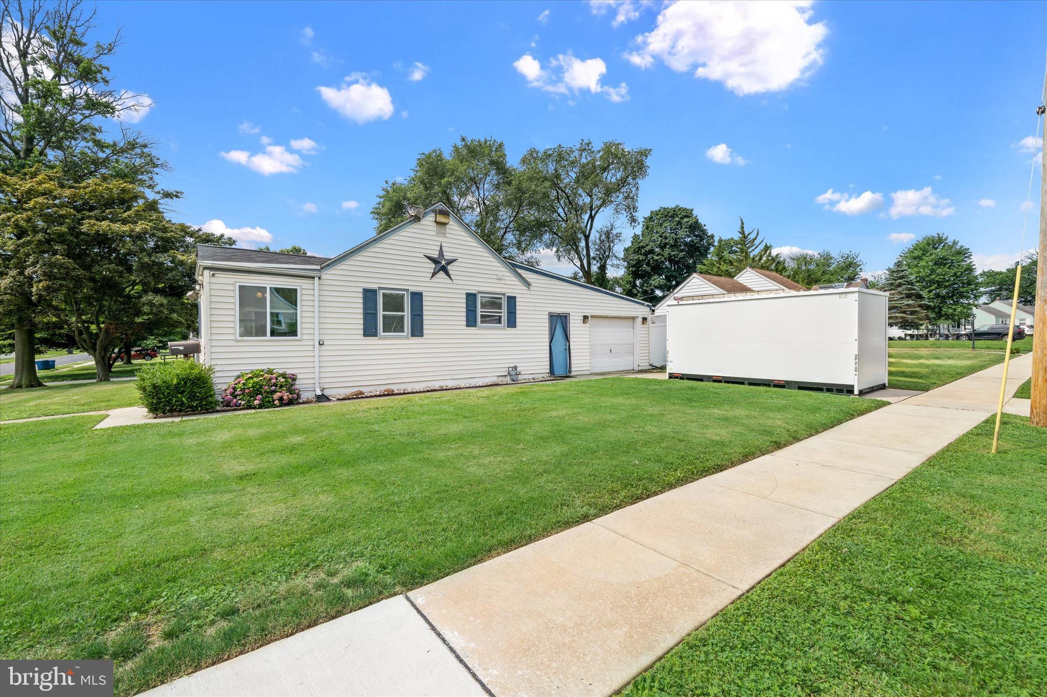 WILM MANOR GARDENS - Residential