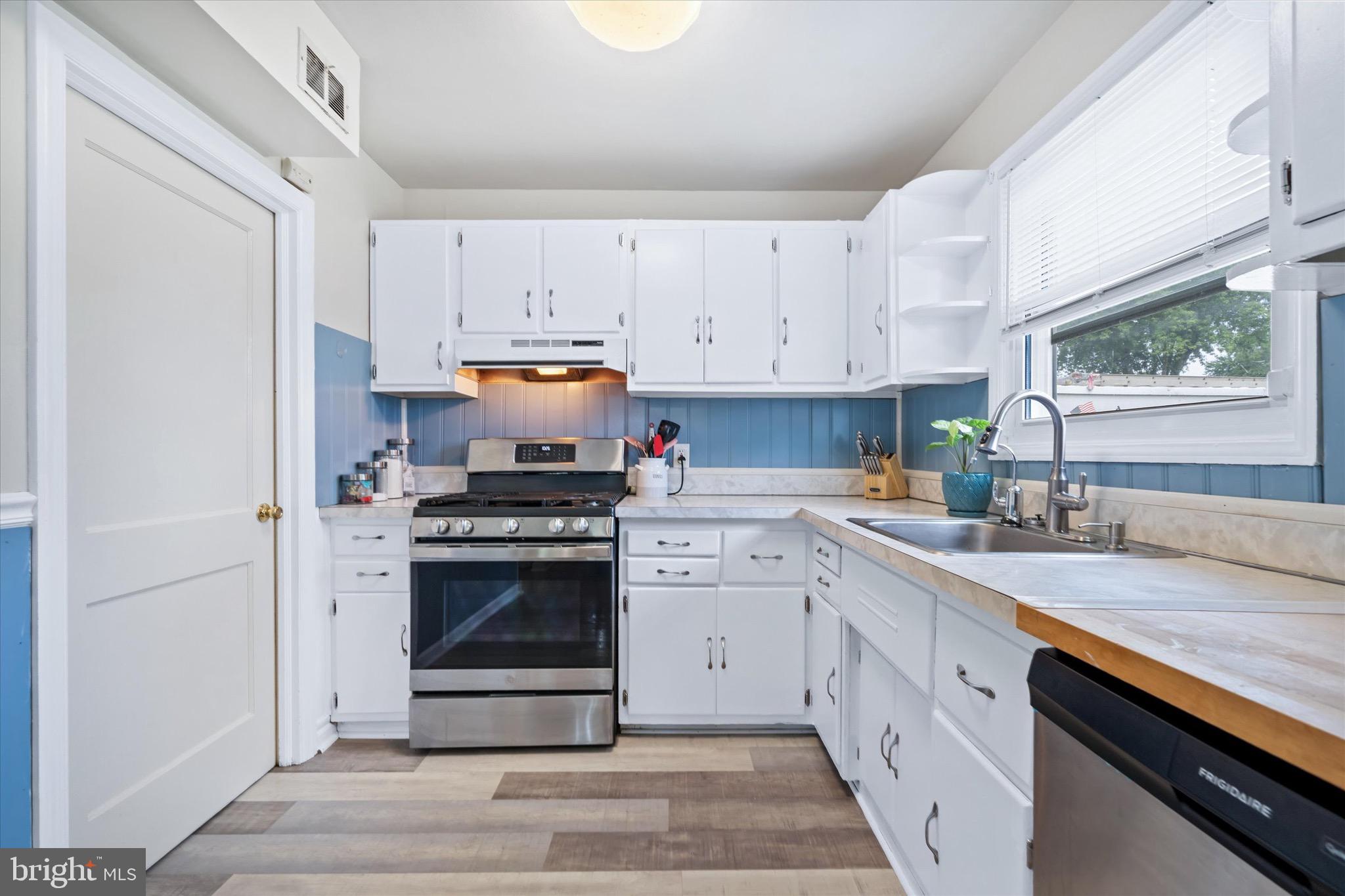 WILM MANOR GARDENS - Residential