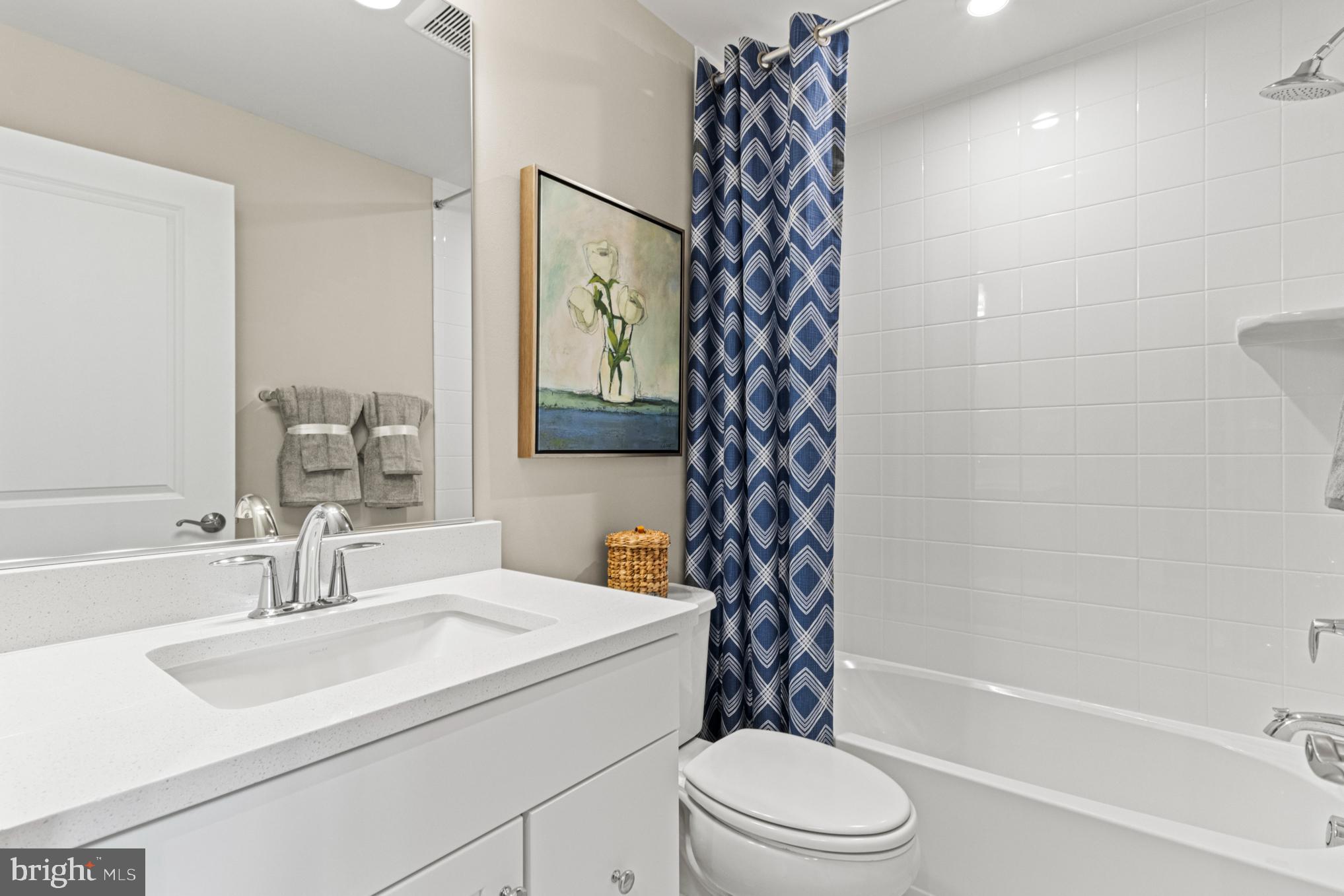 GATEWAY WEST - Residential