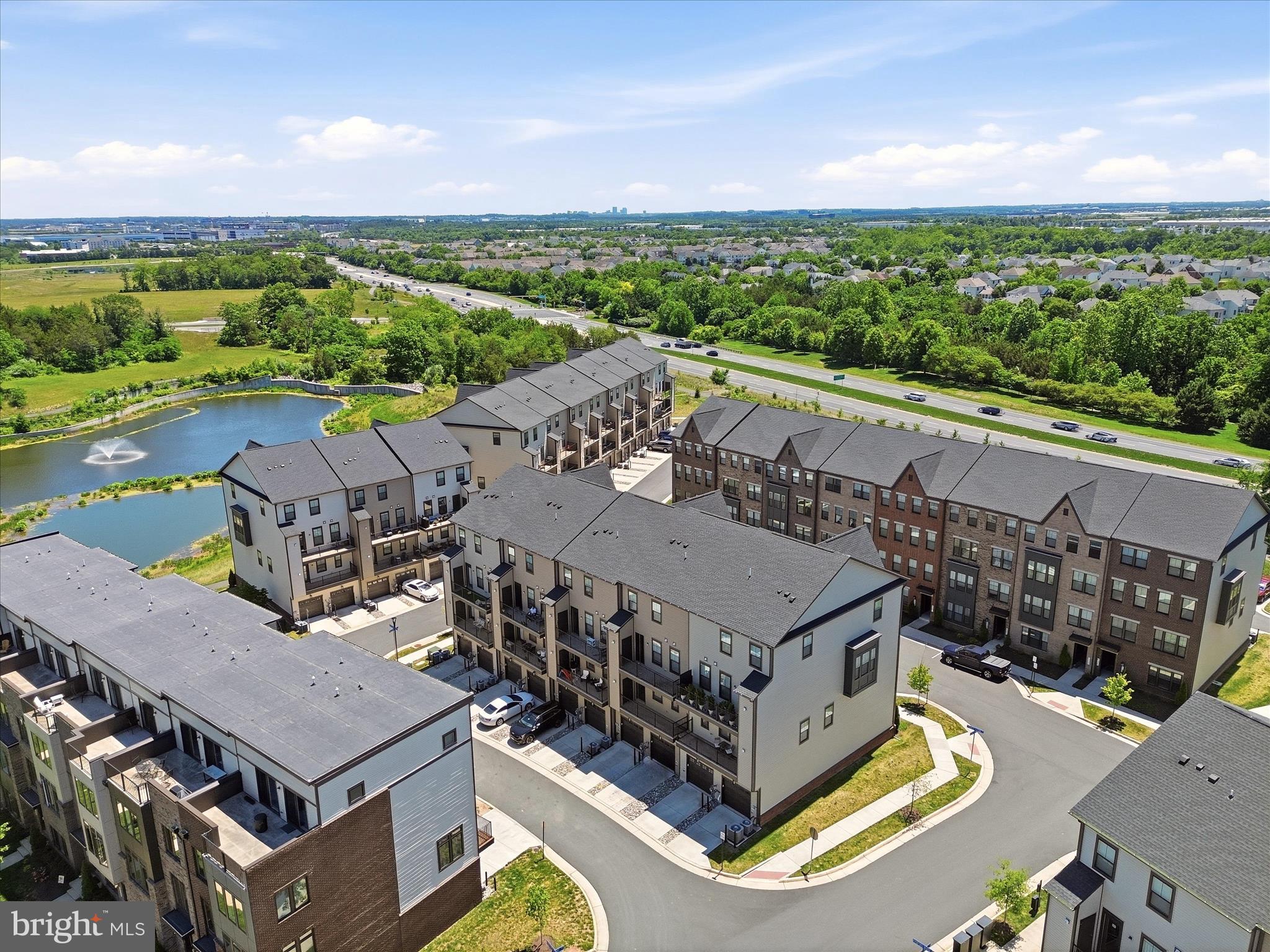 METRO WALK AT MOOREFIELD STATION - Residential
