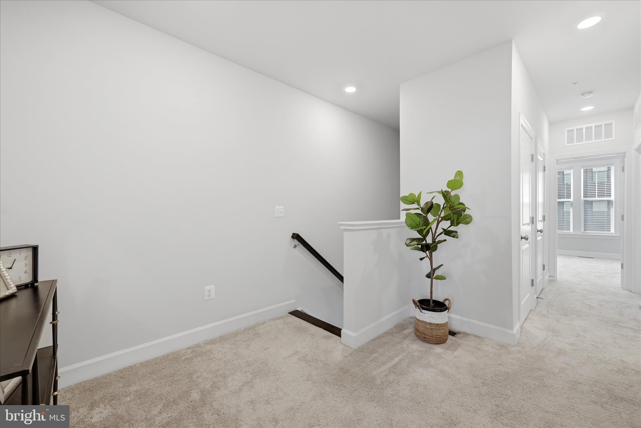METRO WALK AT MOOREFIELD STATION - Residential