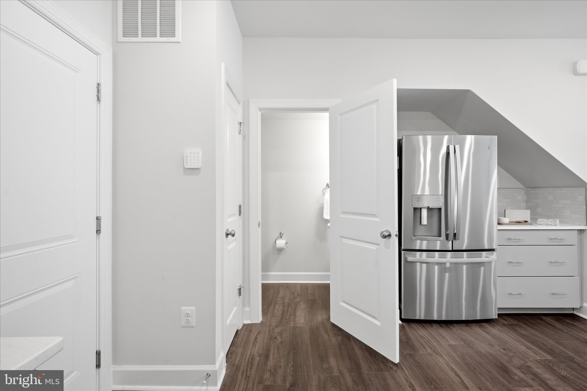 METRO WALK AT MOOREFIELD STATION - Residential