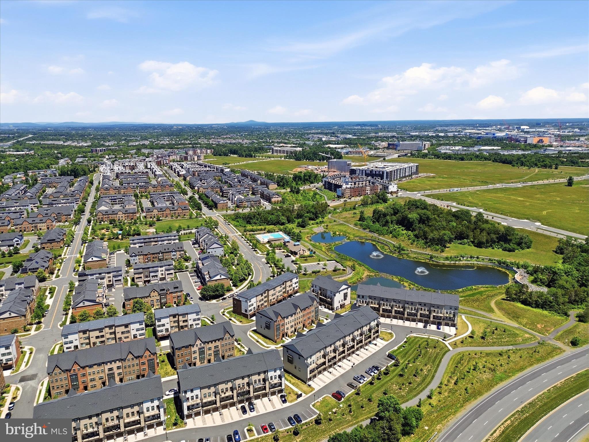 METRO WALK AT MOOREFIELD STATION - Residential