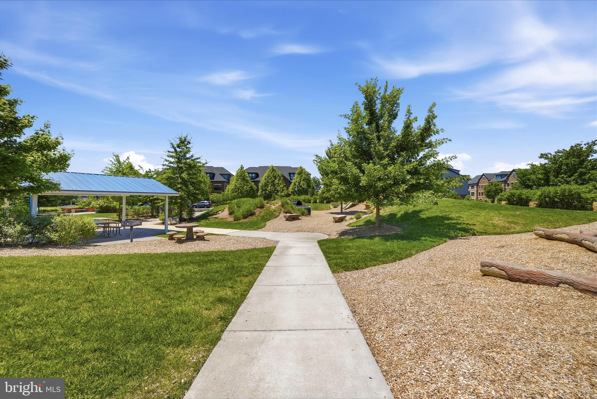 METRO WALK AT MOOREFIELD STATION - Residential