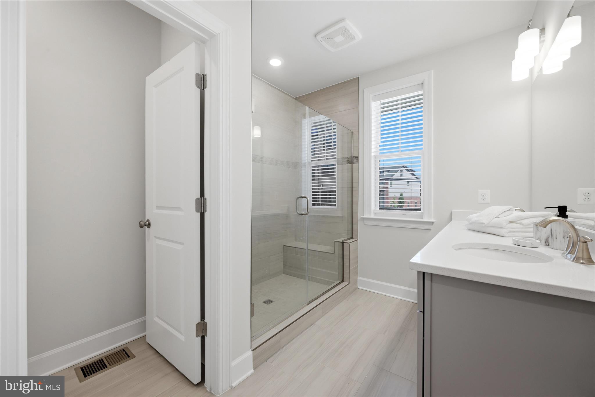 METRO WALK AT MOOREFIELD STATION - Residential