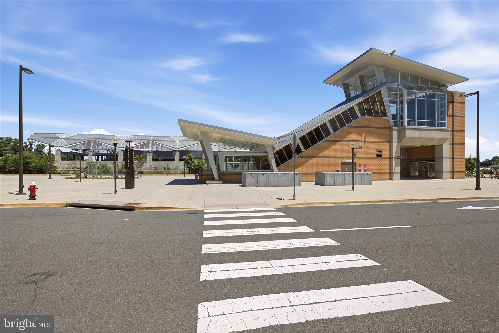 METRO WALK AT MOOREFIELD STATION - Residential