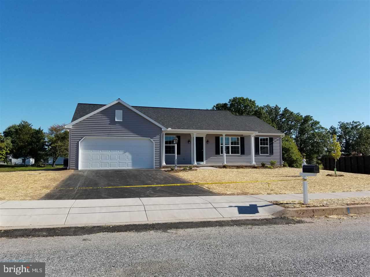 ASHLEY FARMS - Residential