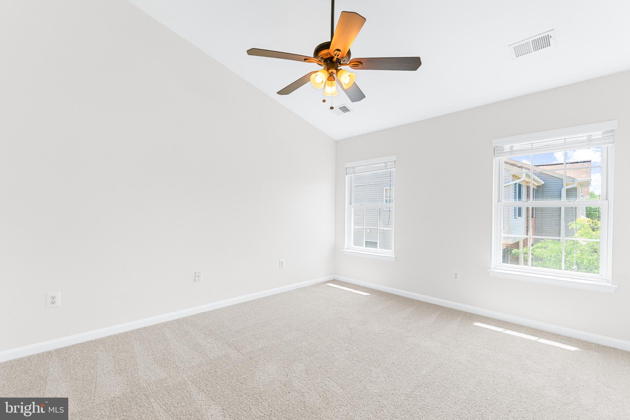 RIVER OAKS - Residential