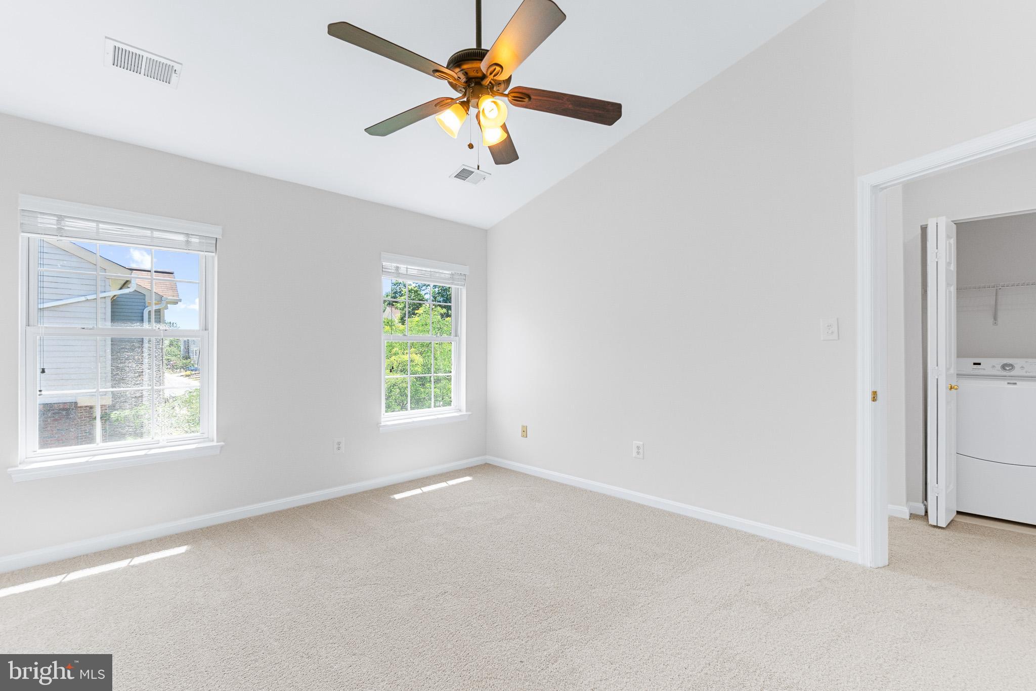 RIVER OAKS - Residential