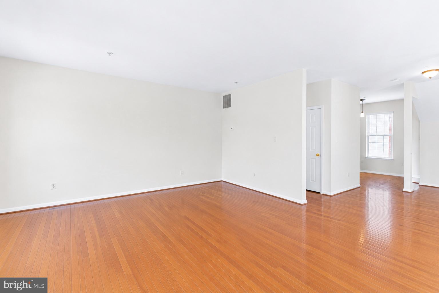 RIVER OAKS - Residential