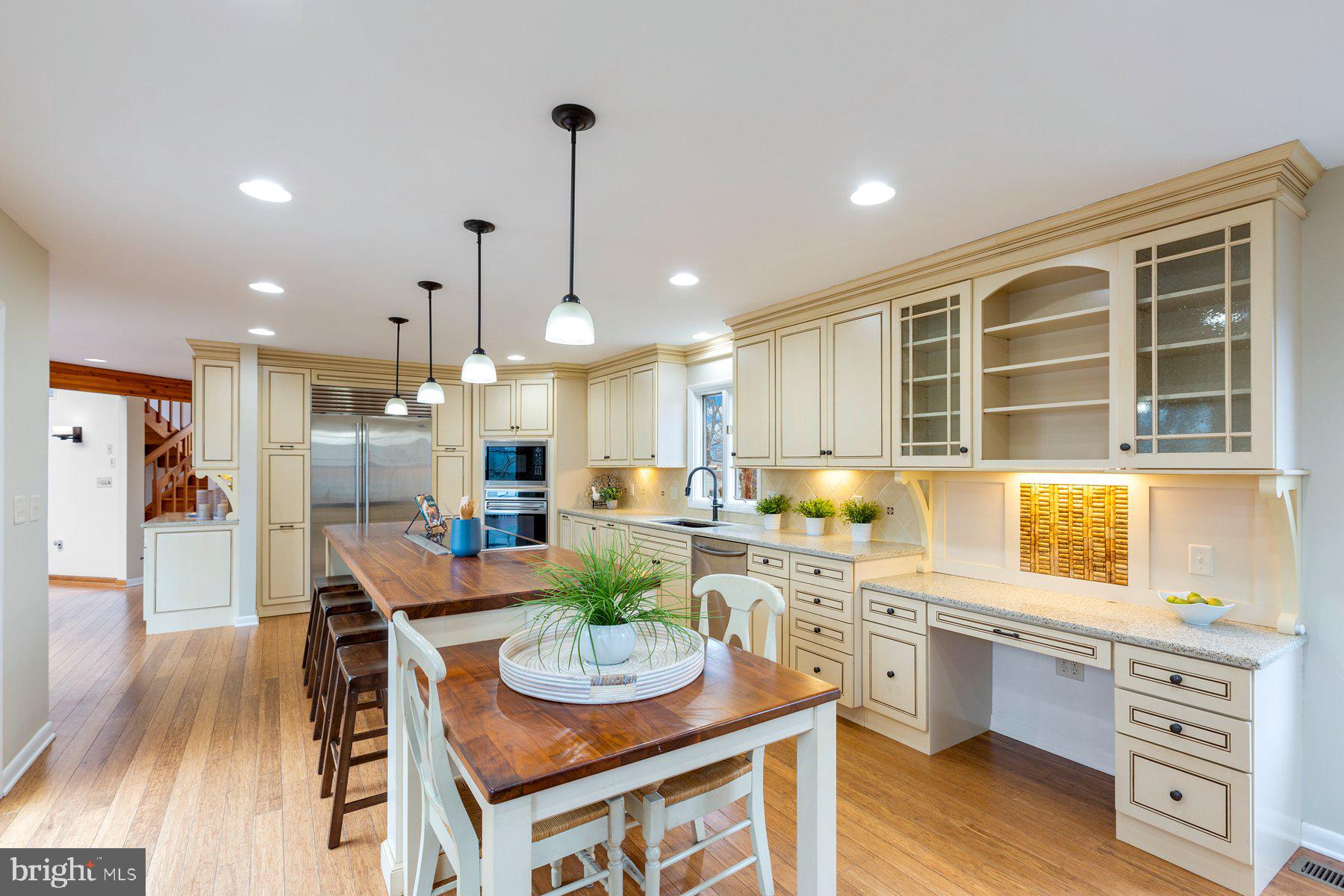 NORTH SHORE - Residential
