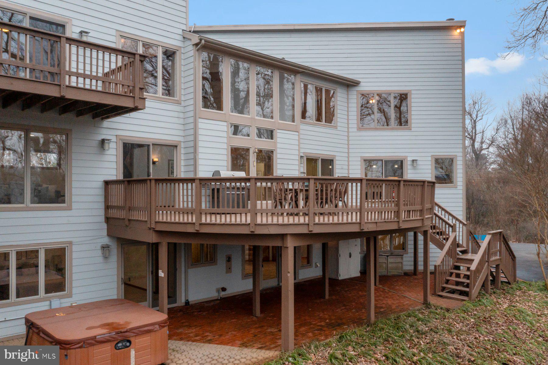 NORTH SHORE - Residential