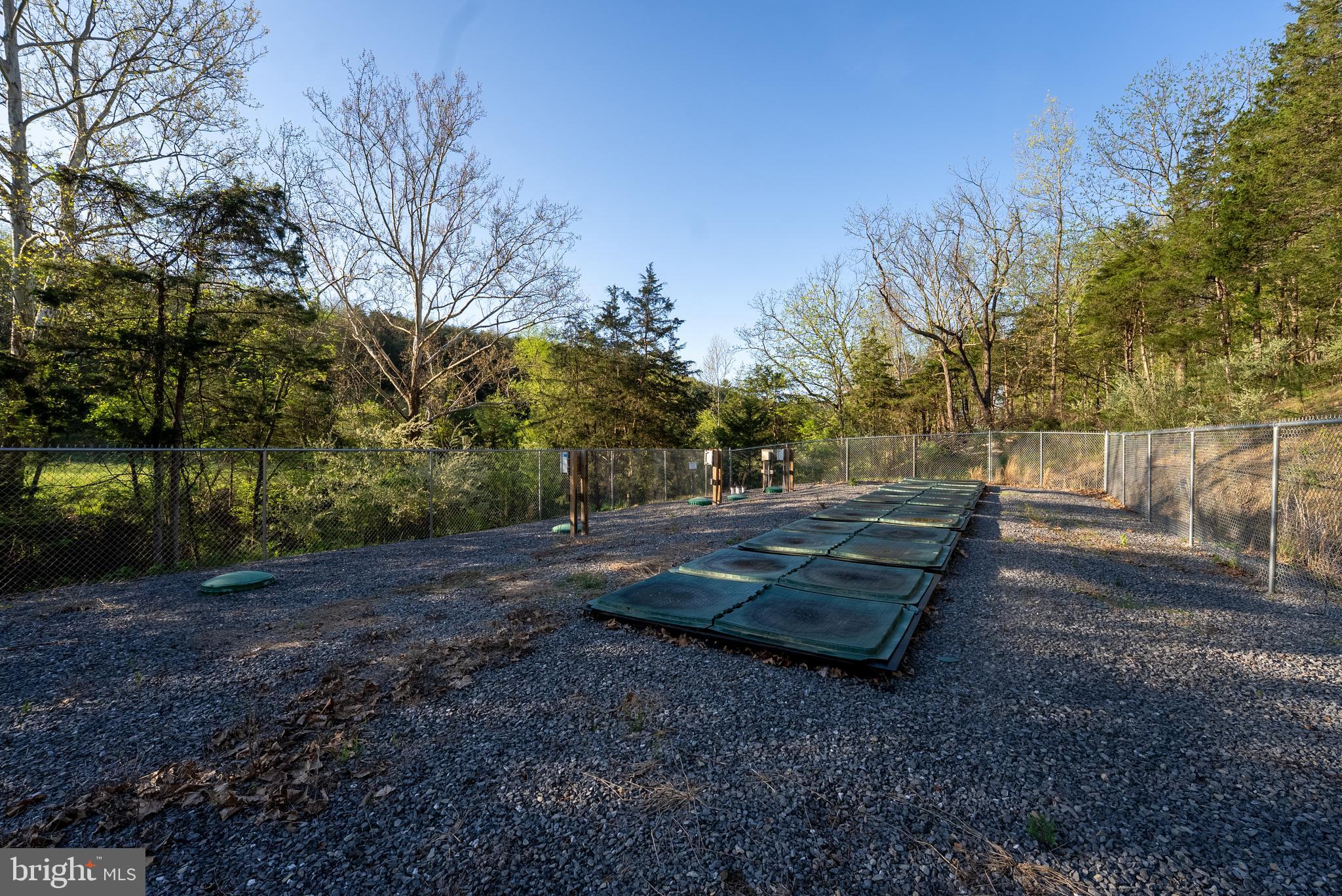 CRYSTAL VALLEY RANCHETTES - Residential