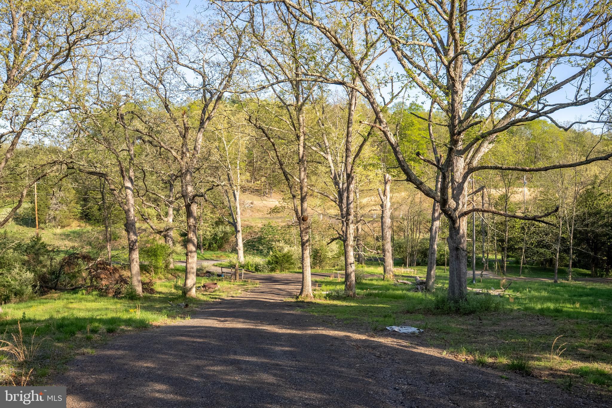 CRYSTAL VALLEY RANCHETTES - Residential