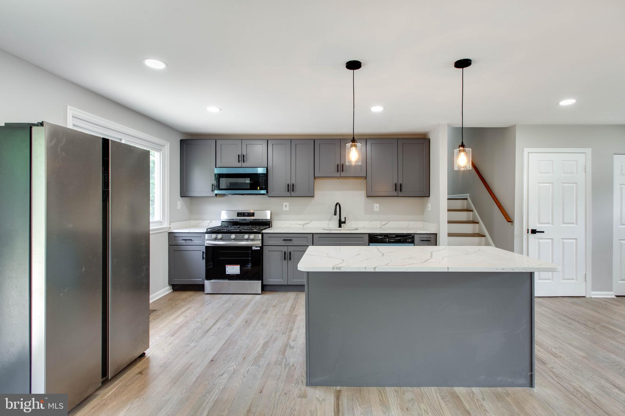 GREEN HILLS - Residential