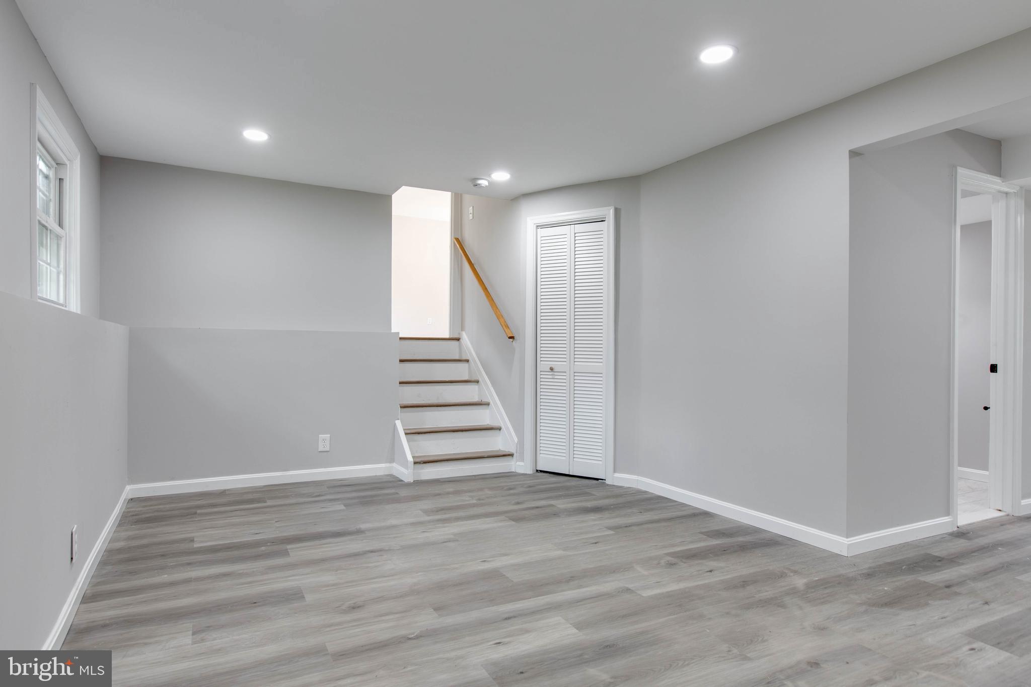 GREEN HILLS - Residential