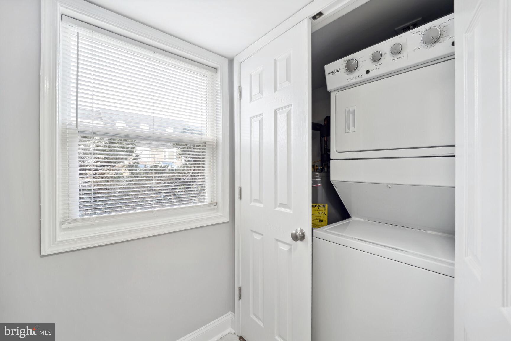 FOREST SPRING CONDO-PHAS - Residential