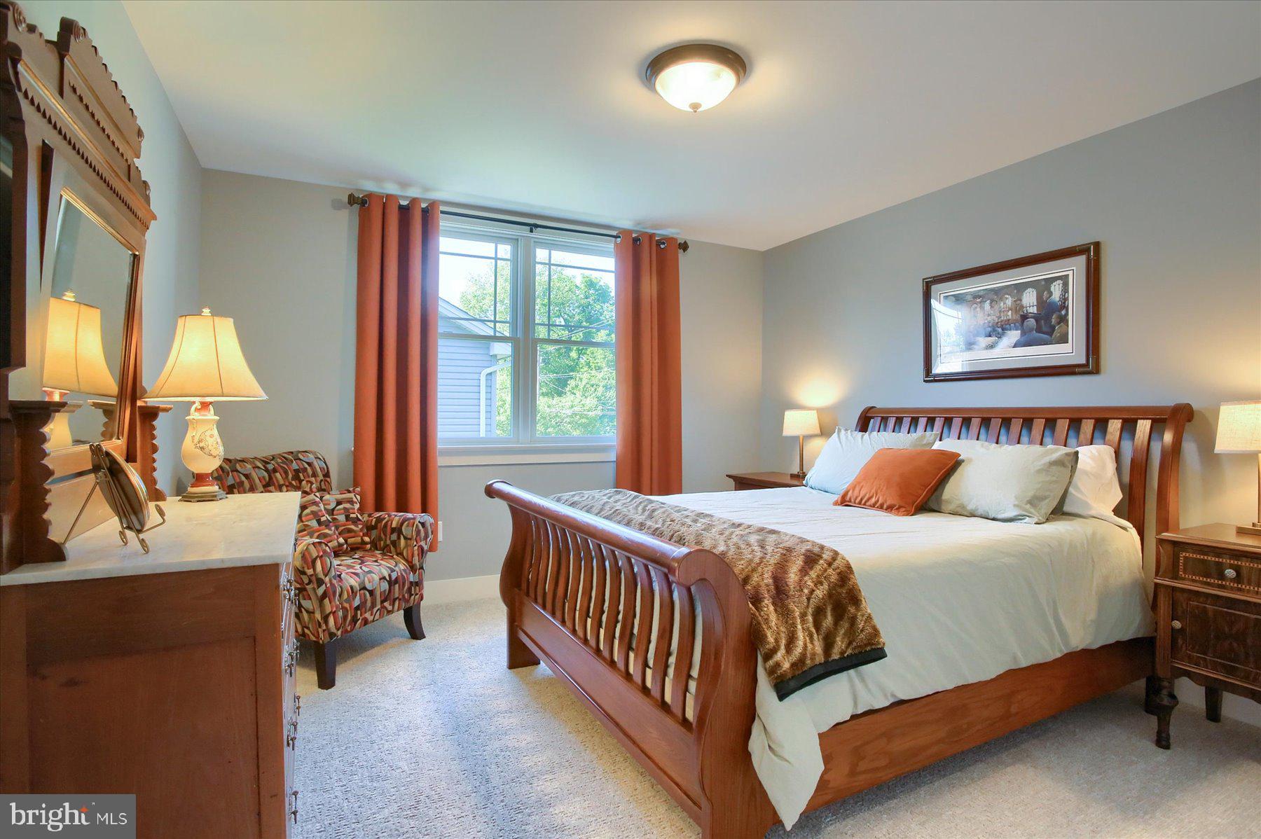 MOORELAND MEWS - Residential