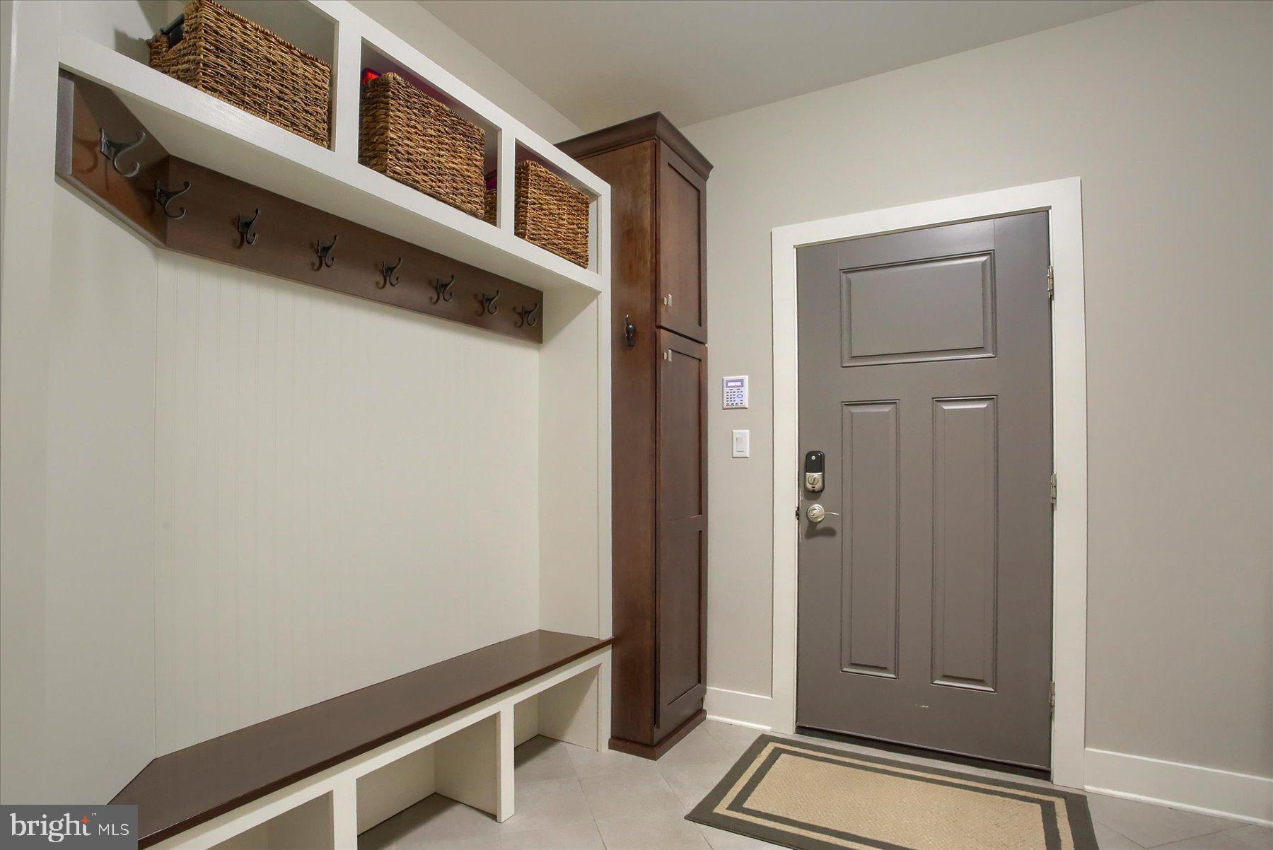 MOORELAND MEWS - Residential