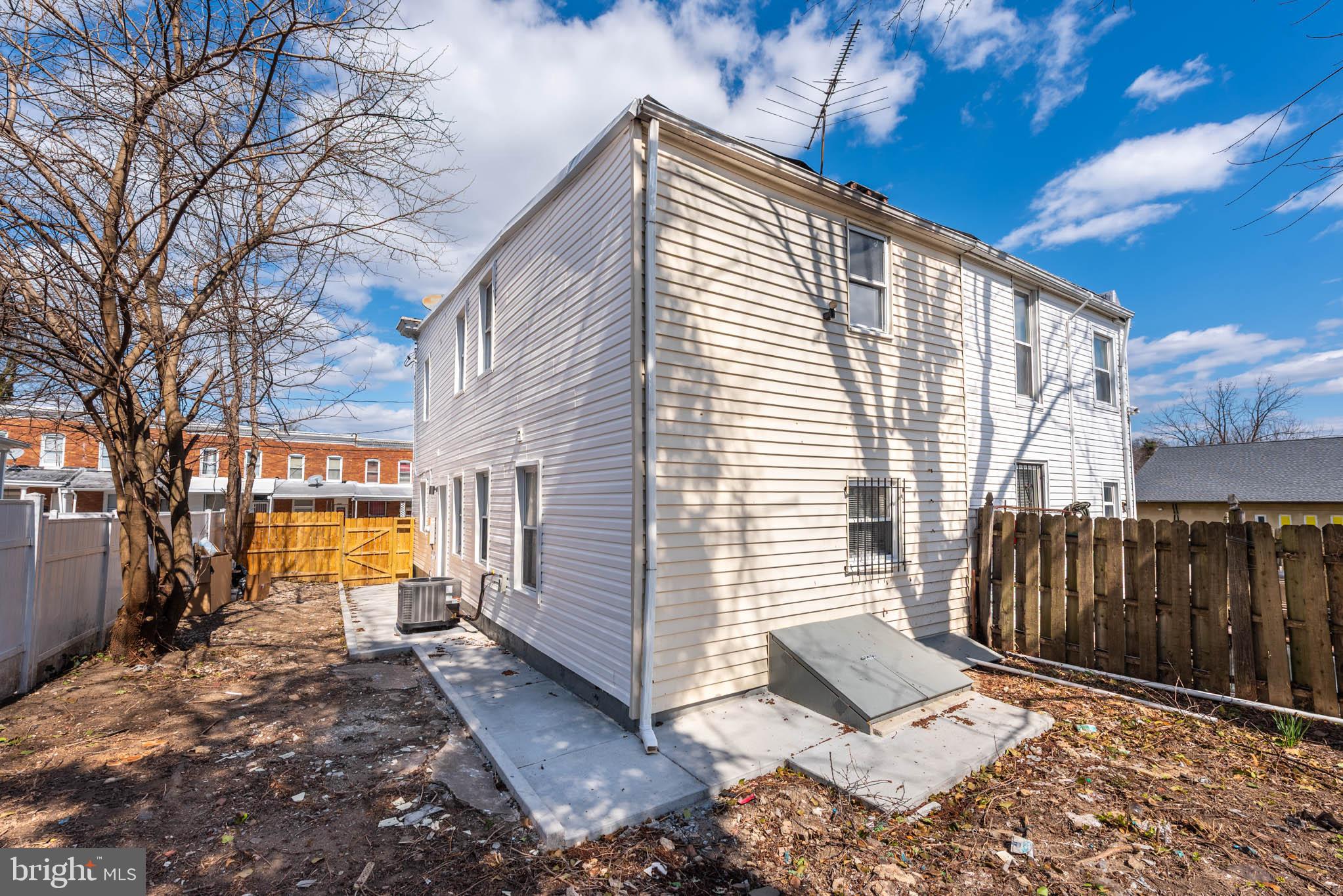 WAVERLY - Residential