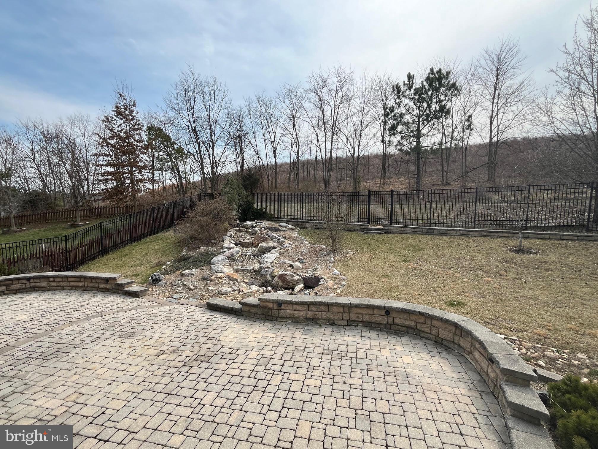 HILLS OF AQUIA - Residential